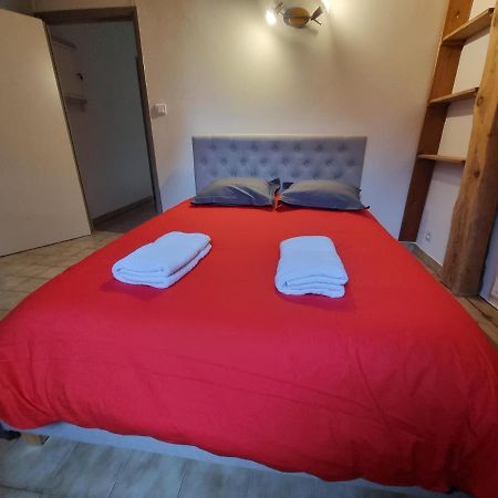 Embrun Cosy Apartment Exterior foto
