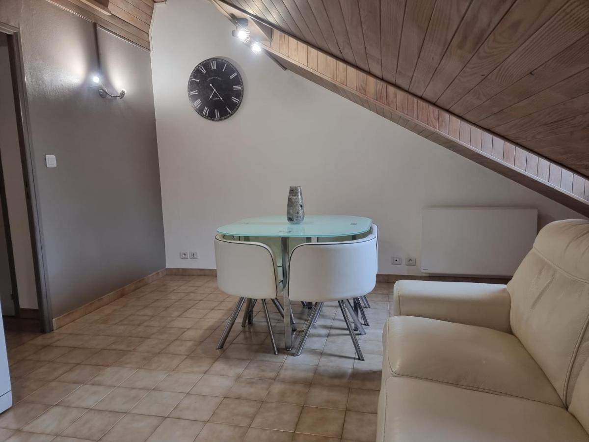 Embrun Cosy Apartment Exterior foto